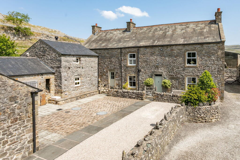 Main image of property: Twisleton Hall, Ingleton, Carnforth, LA6 3JH