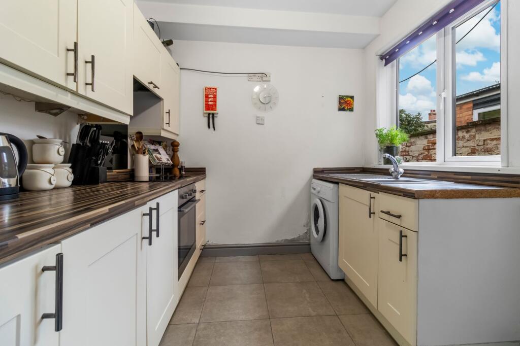 Rowley Hill Street, Worcester, WR2 photo 3