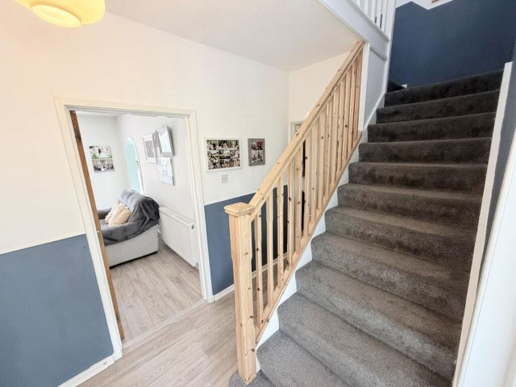 House in Glenrothes, Woodside - View 5