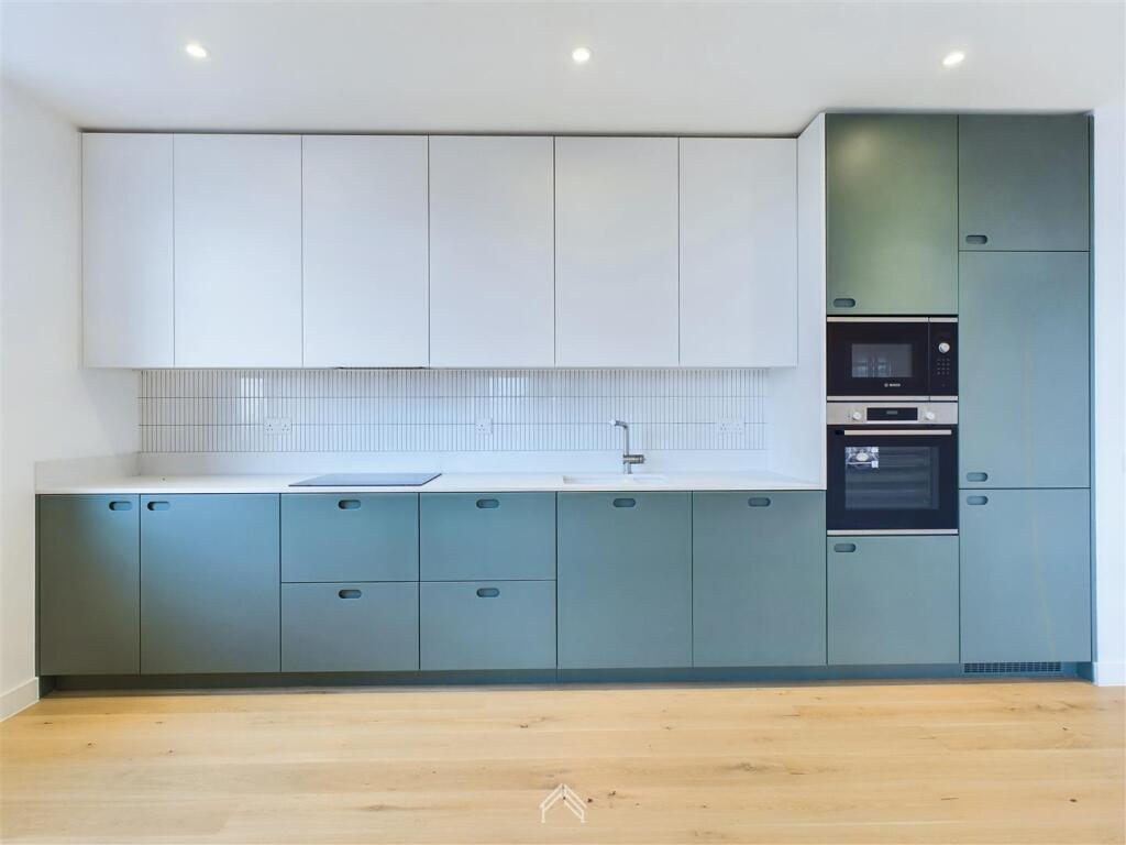 Apartment in London - View 5