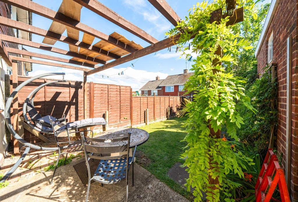 Main image of property: Warwick Place, Tewkesbury, Gloucestershire, GL20