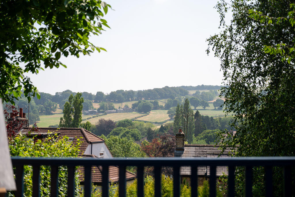 House in Sheffield, South Yorkshire - View 4