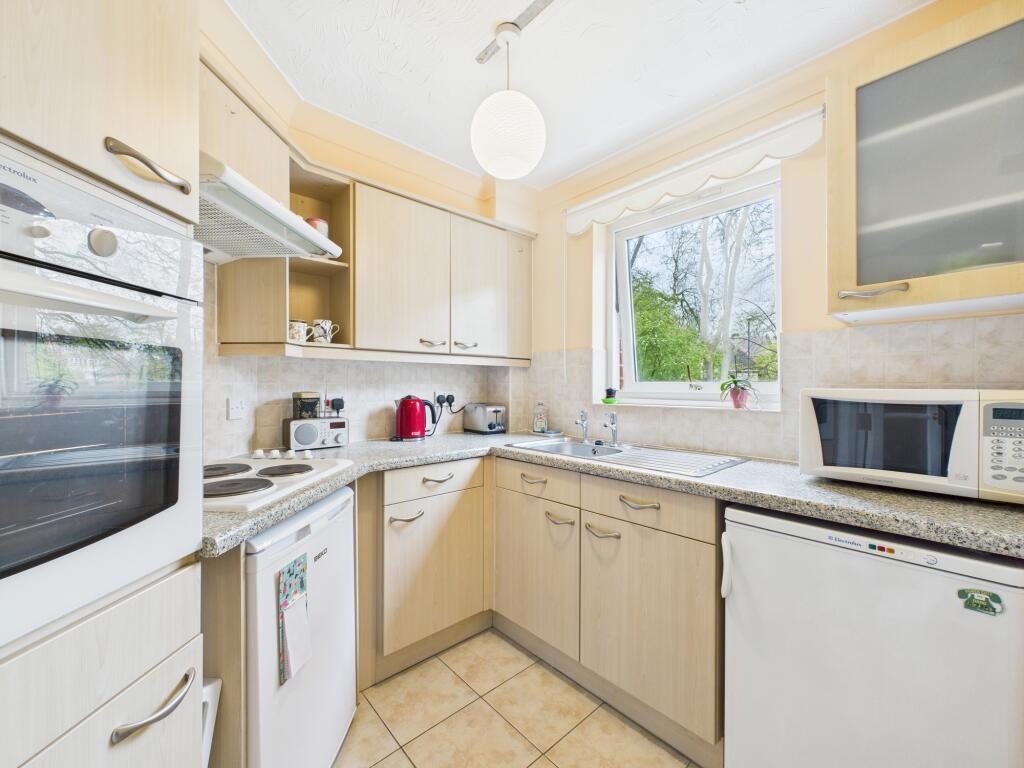 Apartment in Derby, West End, Little Chester - View 5