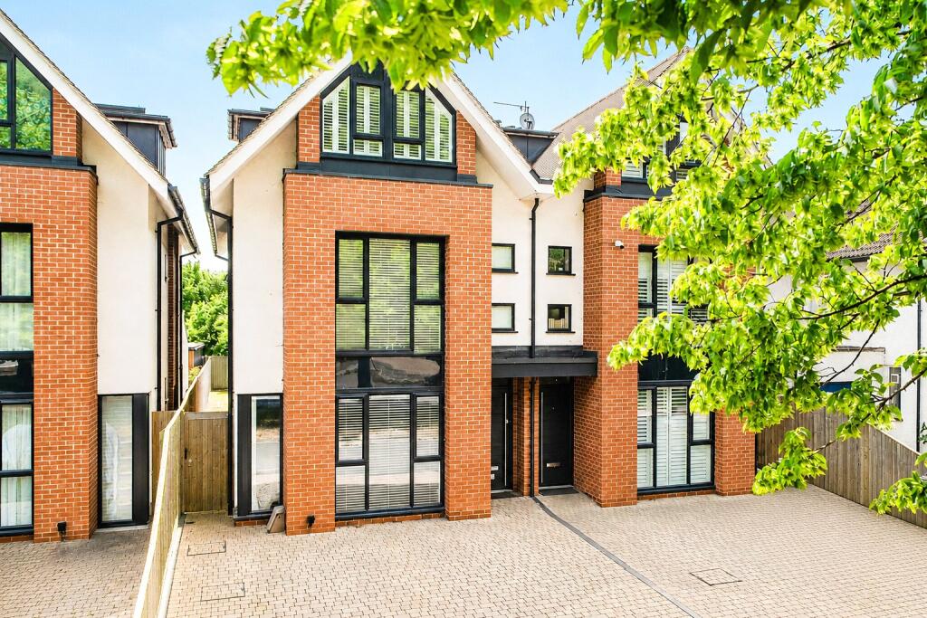 Main image of property: Sunderland Avenue, North Oxford