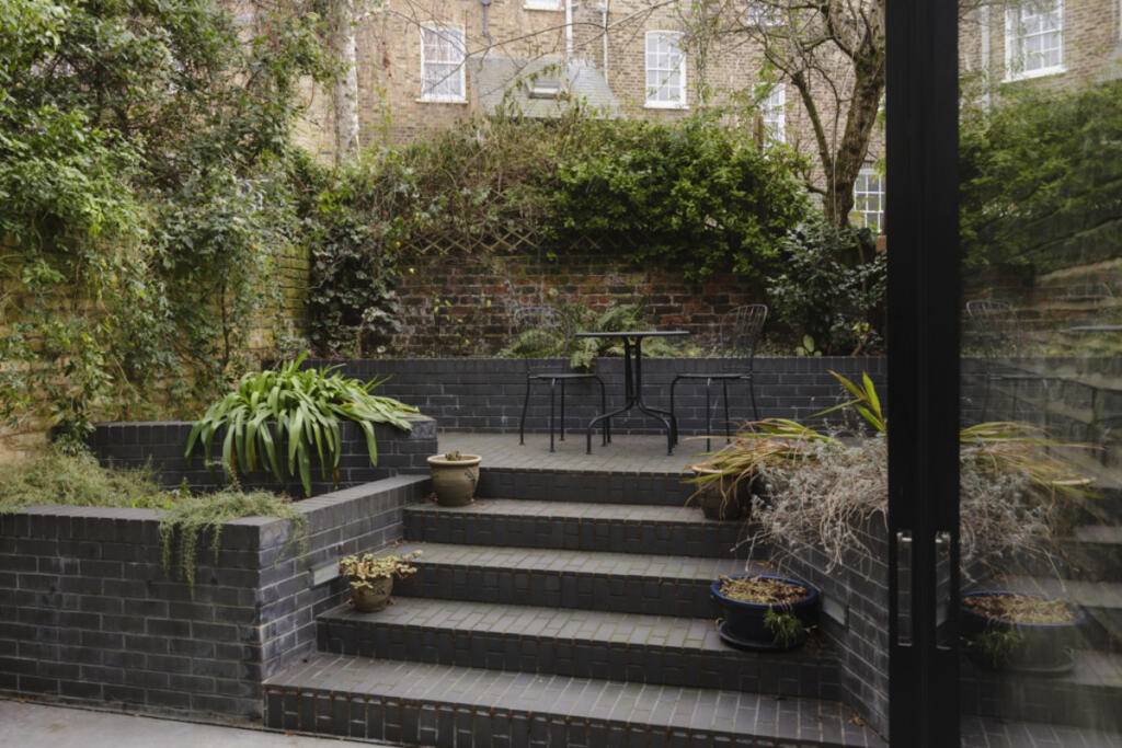 Rydon Street, London, N1 7 photo 4
