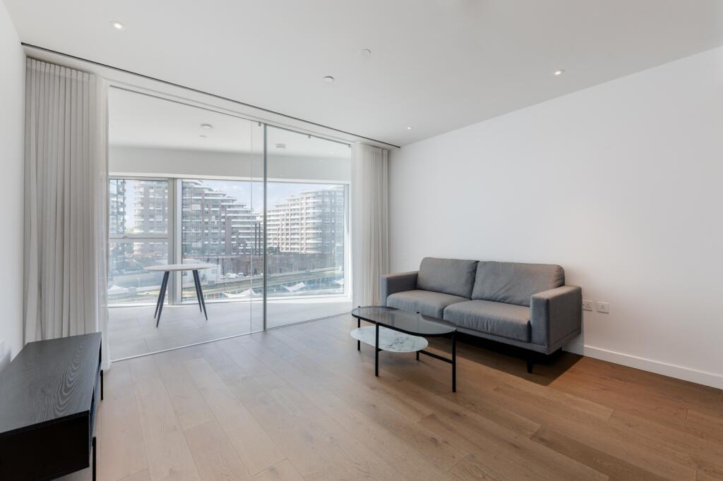 Apartment in London - View 5
