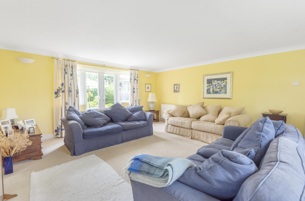 House in Southampton - View 4