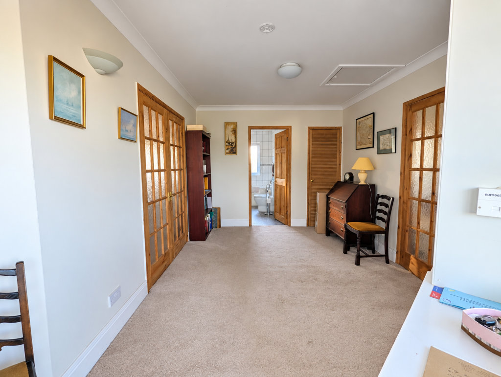 House in Torquay - More