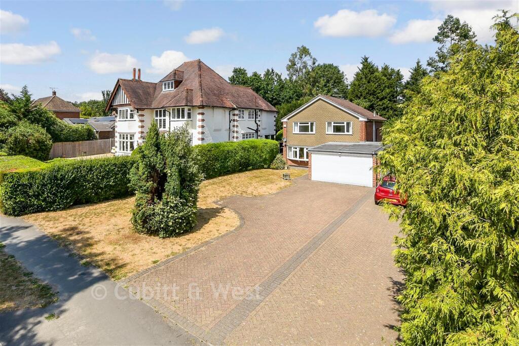 Carlton Road, Redhill, Surrey - View 2