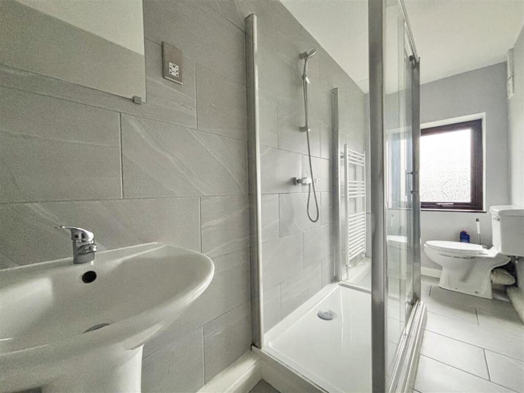 Additional image 13 of Breaks Fold, Wyke, Bradford