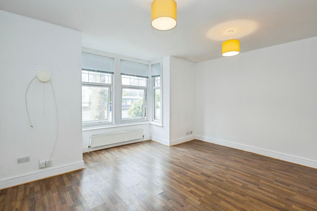 Apartment in Portsmouth, North End - More
