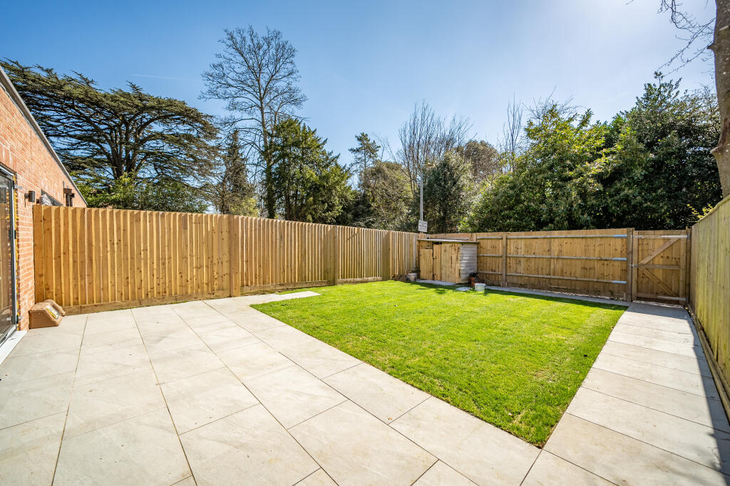 Andover Road, Winchester, SO22 - View 2