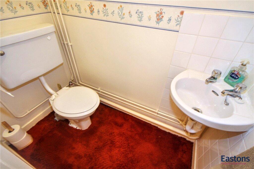 House in Tadworth, Tattenham Corner - View 5