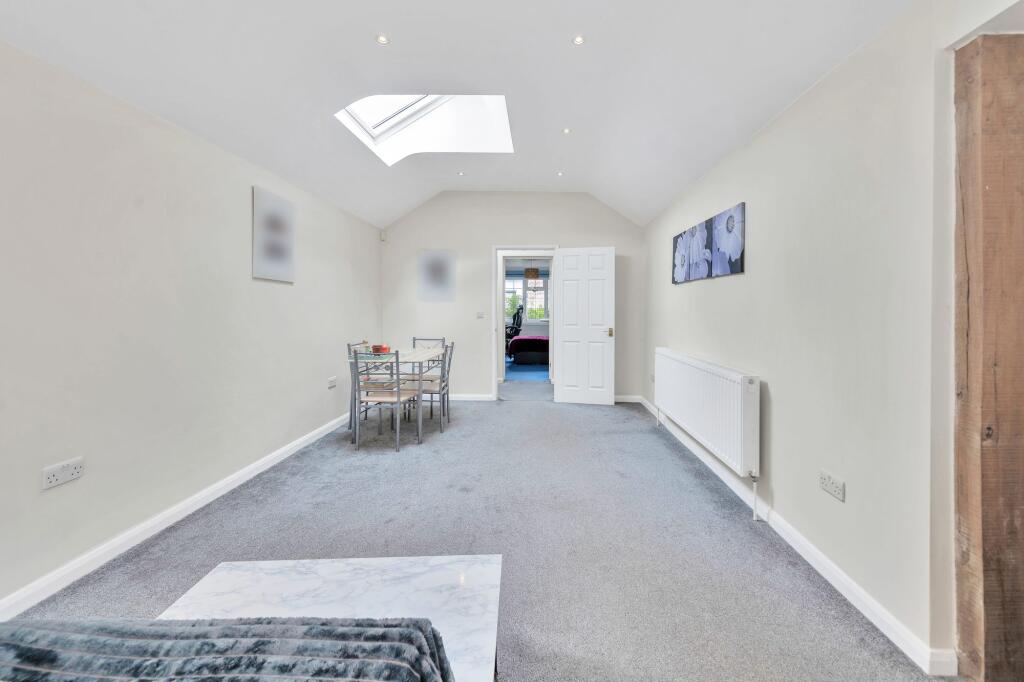 House in Stevenage - View 5