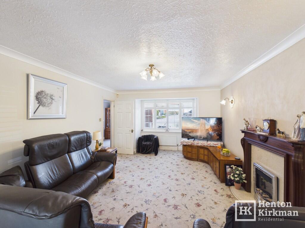 House in Basildon, Sunnymede, Billericay - View 4