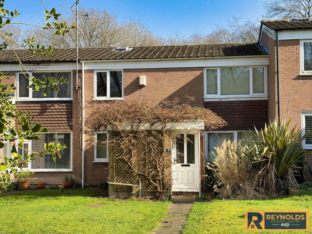 Main image of property: Croftside, Vigo, Meopham, Kent, DA13 0SH