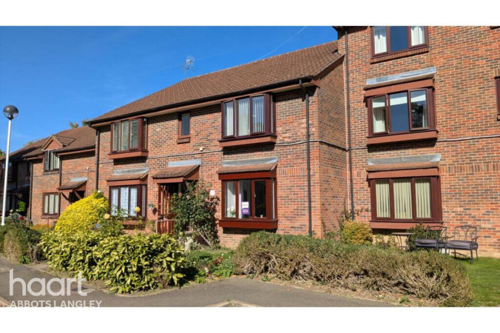 The Grange, Abbots Langley photo 2