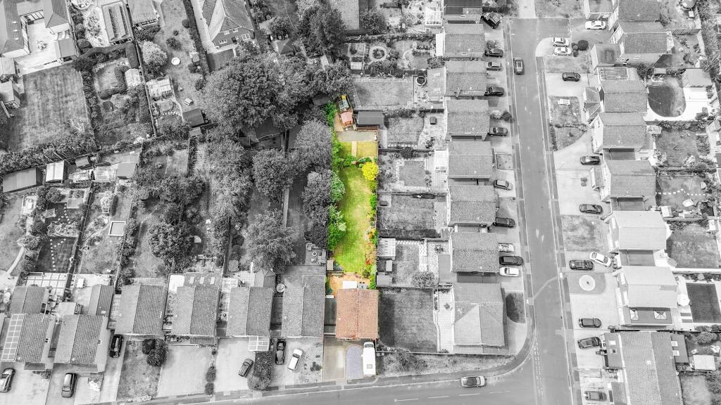 House in Basingstoke and Deane, Basingstoke - View 4