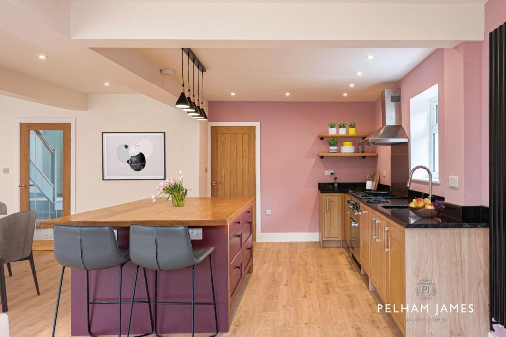House in Leicester - More