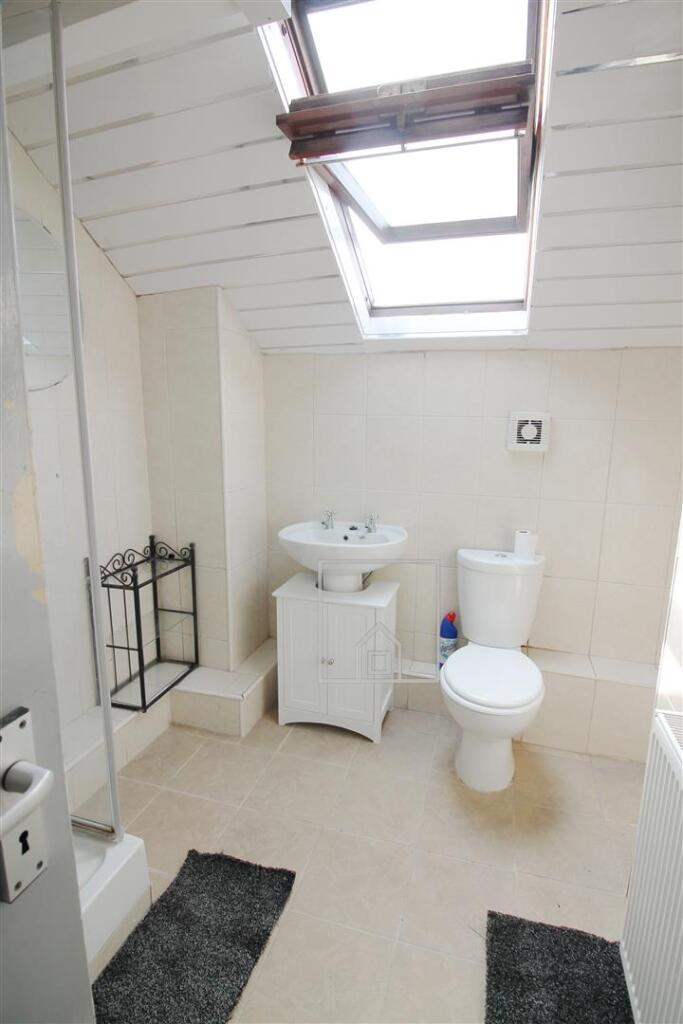 Apartment in Leeds - View 5