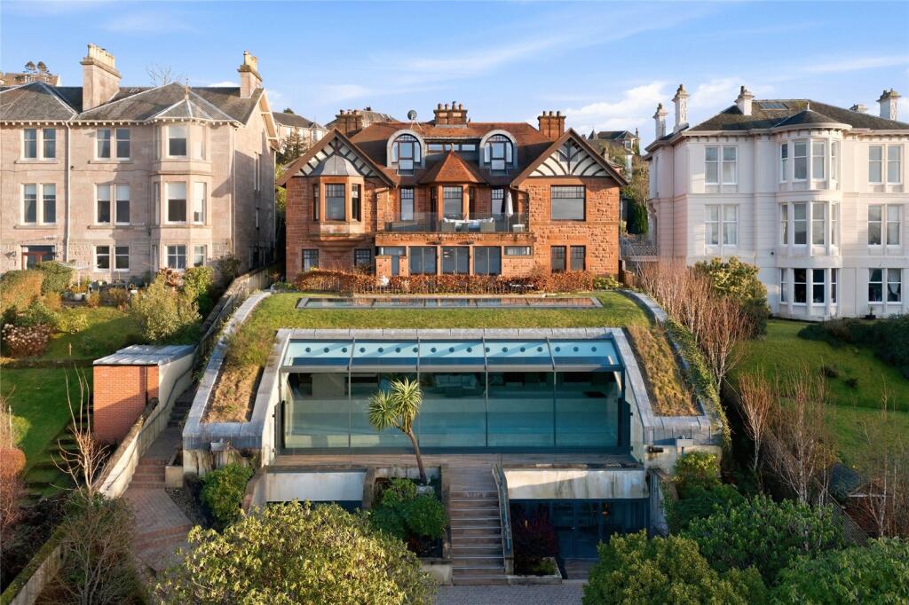 Main image of property: Cranford, 12 Victoria Road, Gourock, Inverclyde, PA19