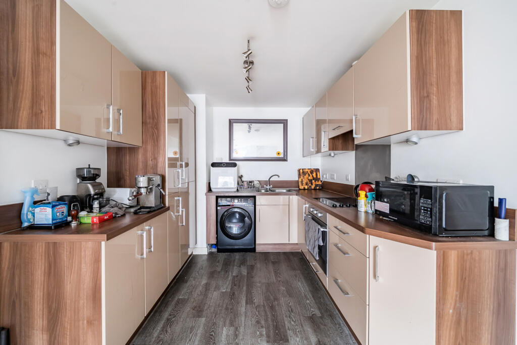 Main image of property: Mercer Walk, Uxbridge