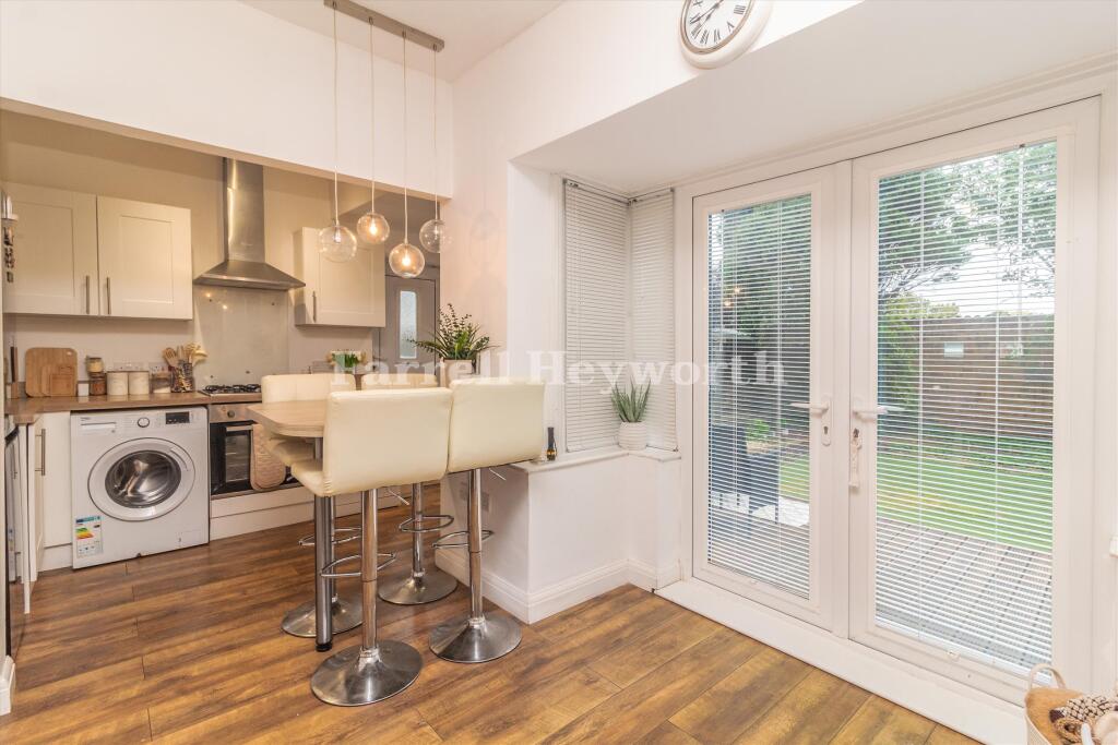 Meadowcroft Avenue, Thornton Cleveleys photo 4