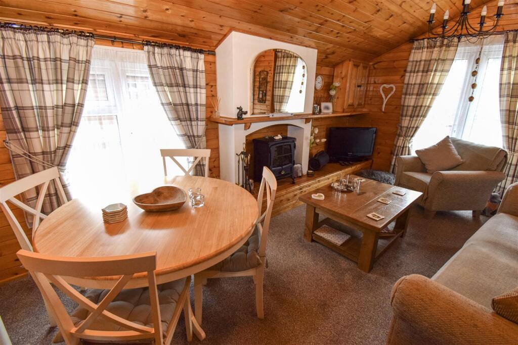 Trawsfynydd Holiday Village, Bronaber photo 4