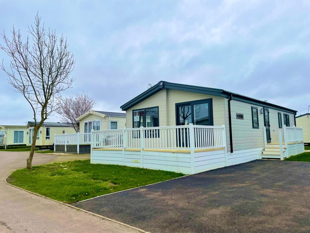 2-bed caravan on Boston Lodge, Manor House Holiday Park, Church Laneham, Nottinghamshire, £110,000