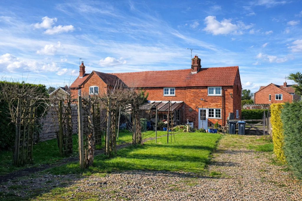 Langley Road, Claverdon, Warwick photo 4