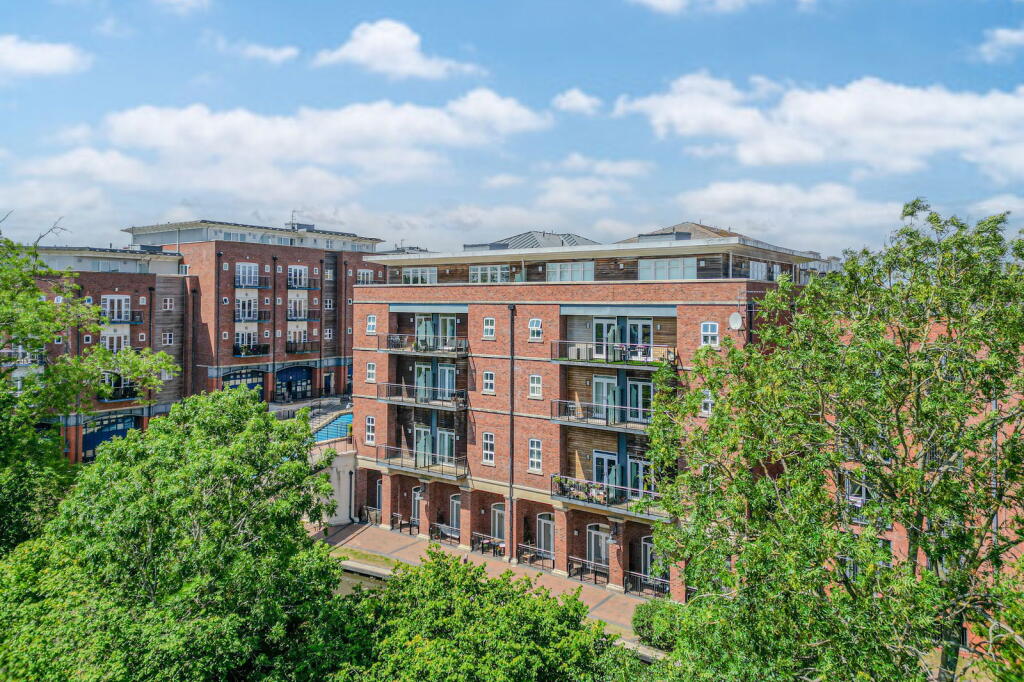 Additional image 19 of Waters Edge, Dickens Heath, Solihull, B90 1UE