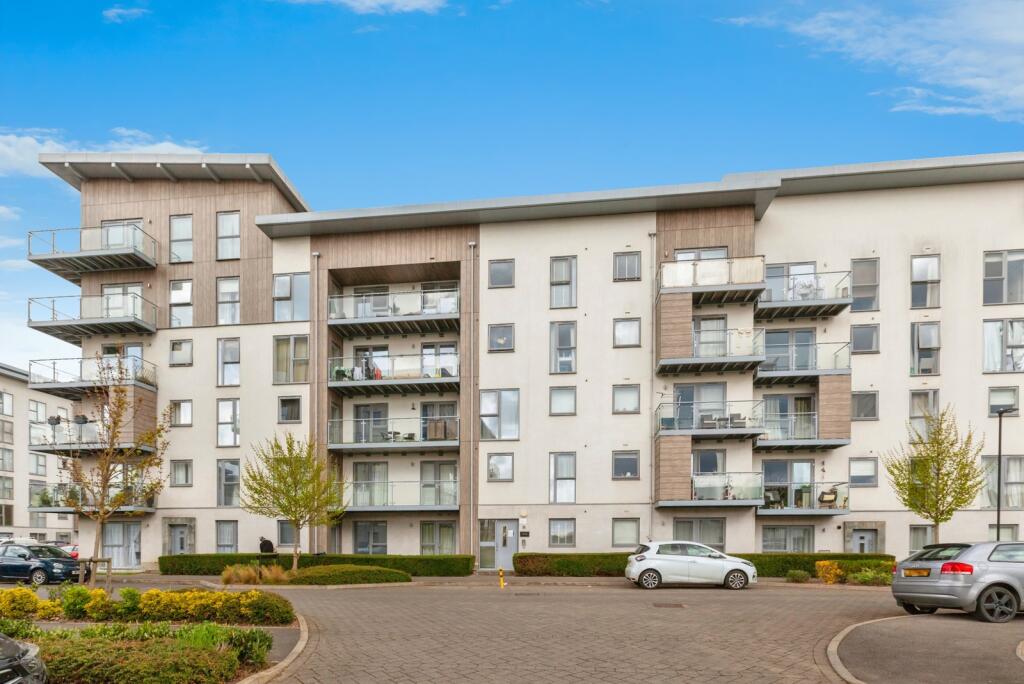 Main image of property: Wallingford Way, Maidenhead, Berkshire, SL6