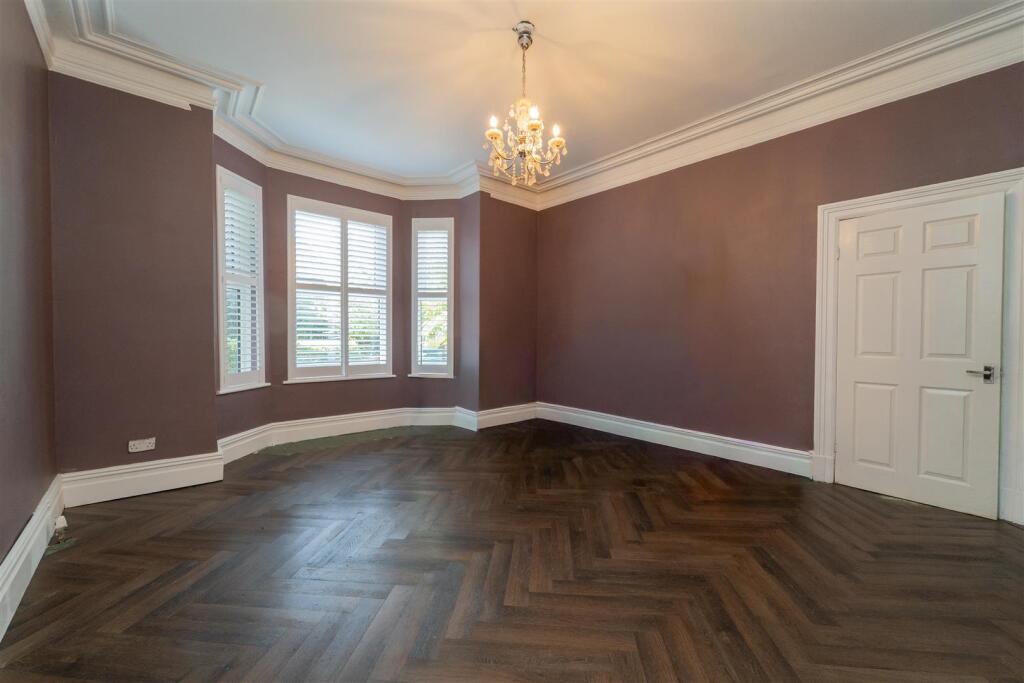 House in Manchester, Whalley Range - View 4