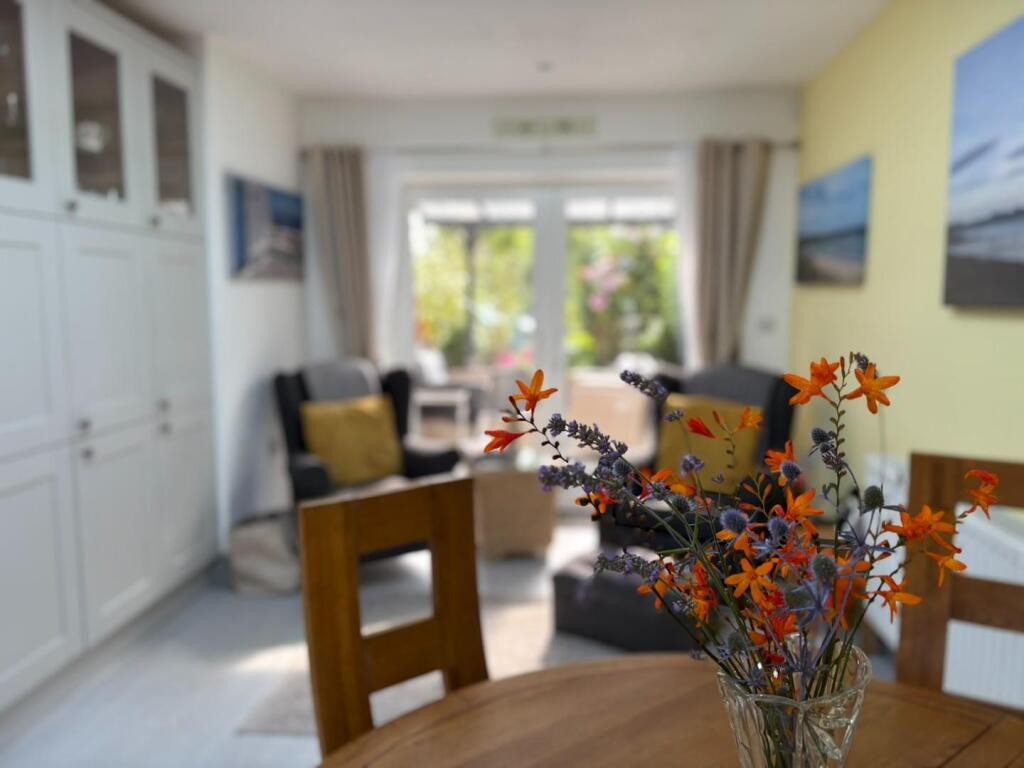 Caernarfon Road, Criccieth photo 4