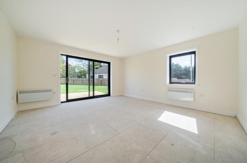 House in East Lindsey, Wragby - View 2