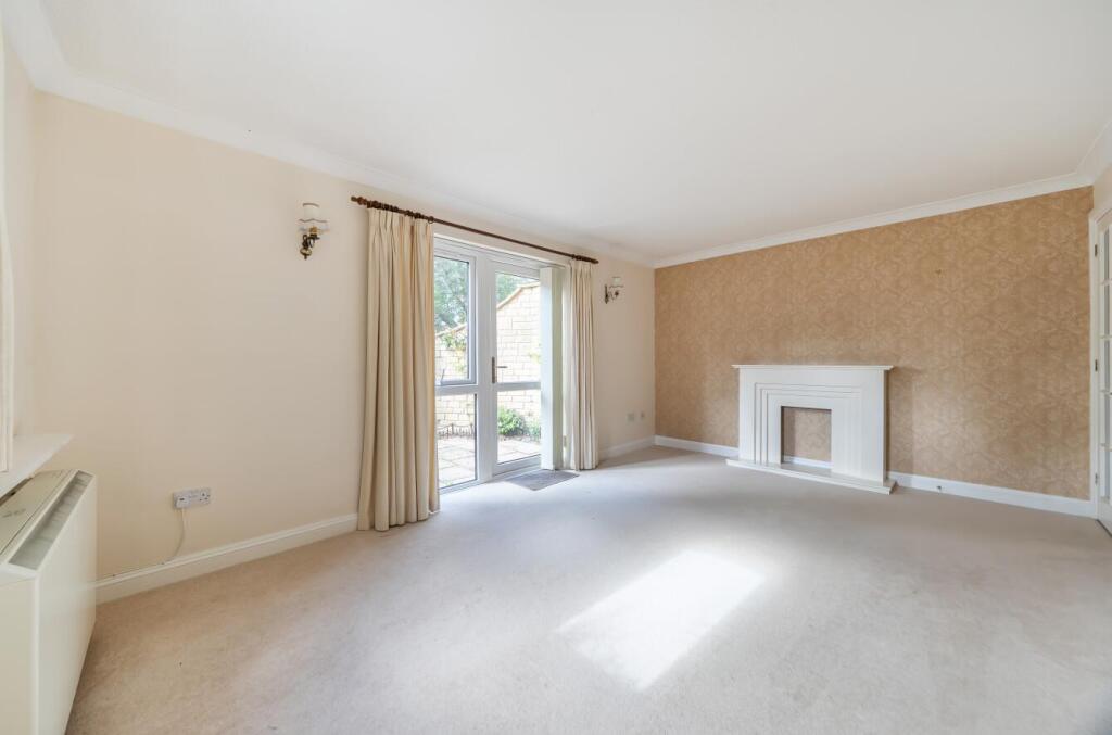 House in Dorchester - View 4