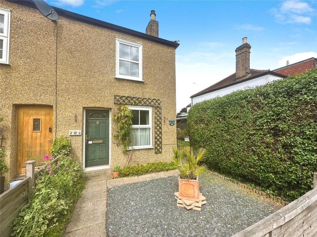 Main image of property: Bath Road, Taplow, Maidenhead