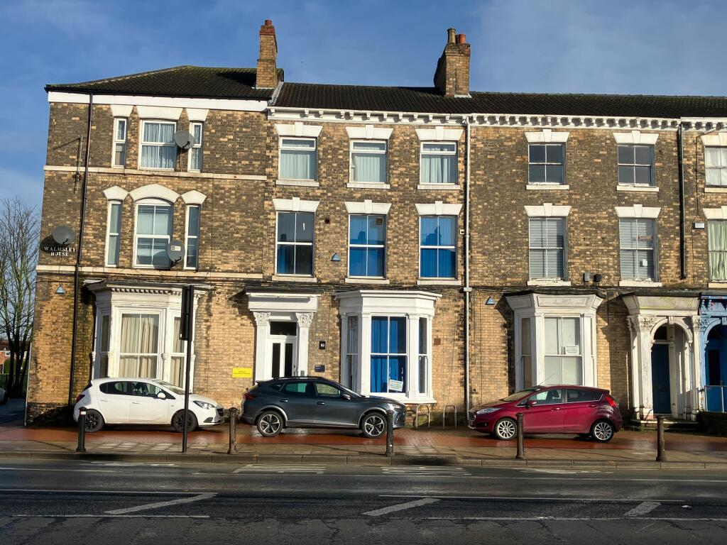 Main image of property: 82 Spring Bank, Hull, 82 Spring Bank, Hull, HU3 1AB