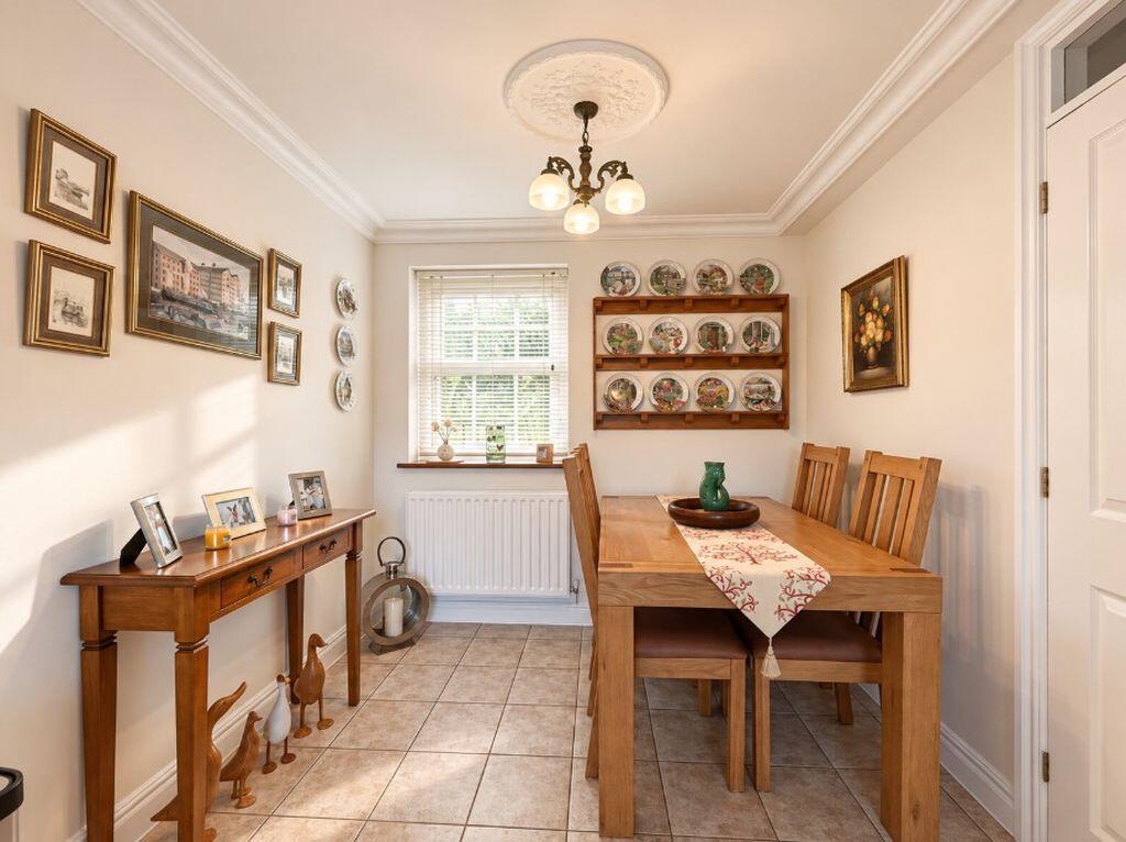 House in Lichfield, Burntwood - More