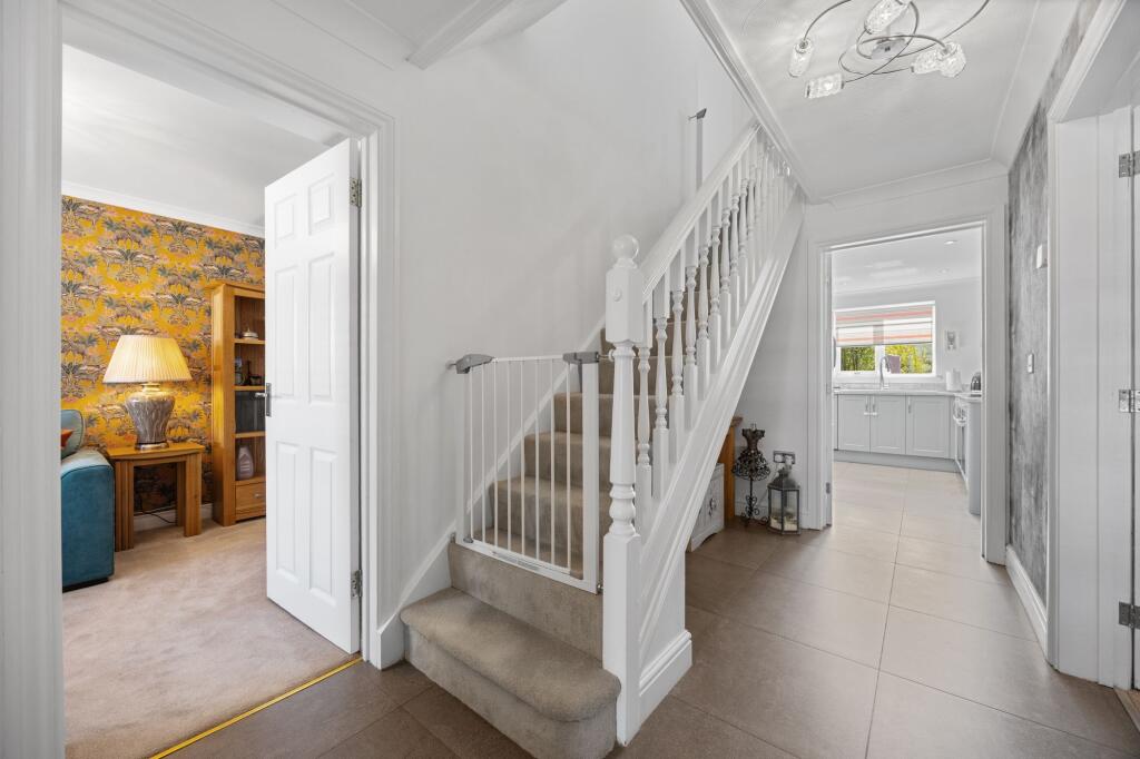 House in Cardiff, Llantwit Fardre - More