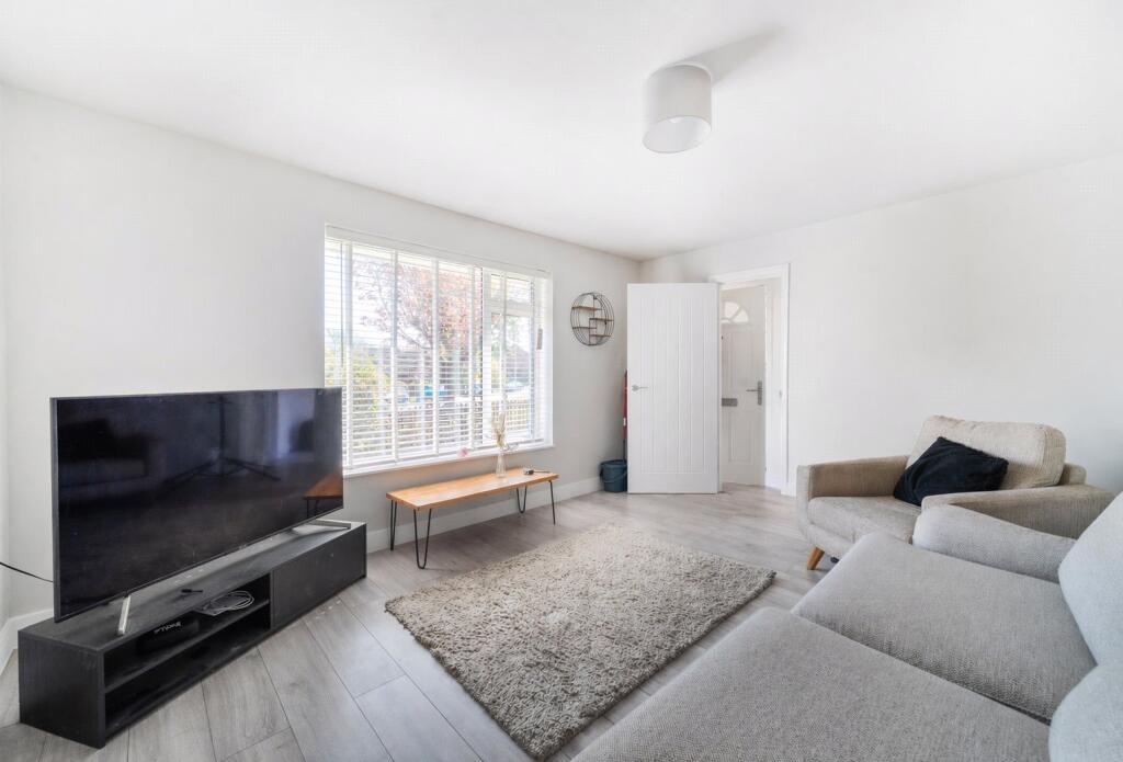Windermere Road, Hatherley, Cheltenham, Gloucestershire, GL51 - View 2