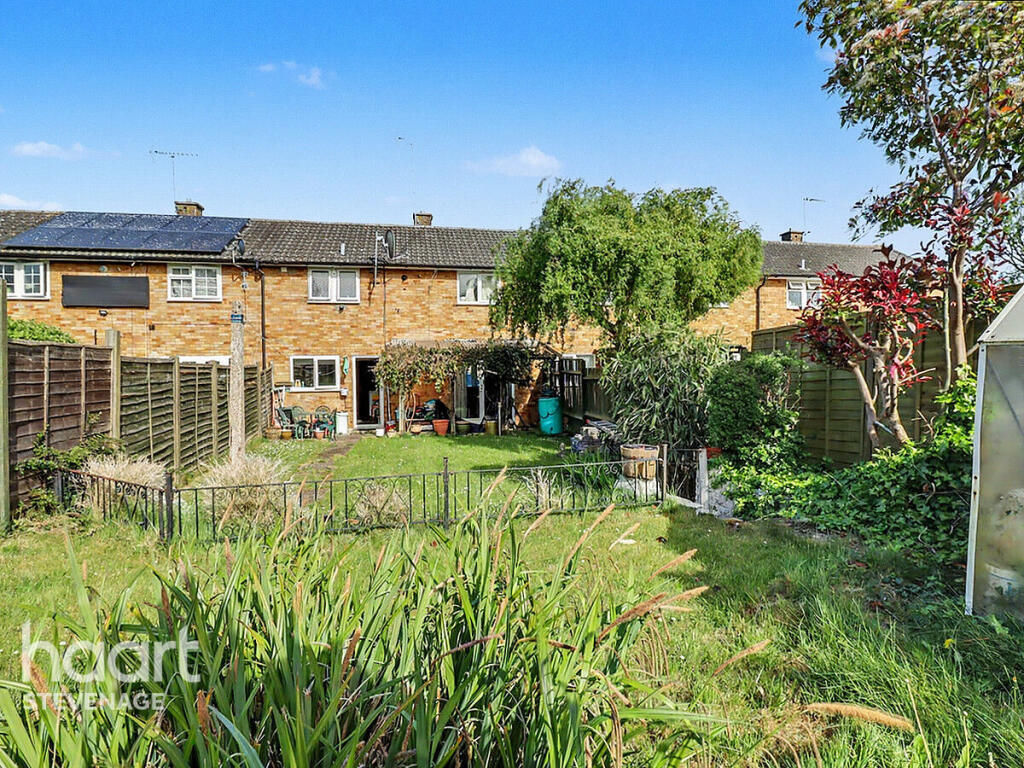 House in Stevenage, Poplars - View 3