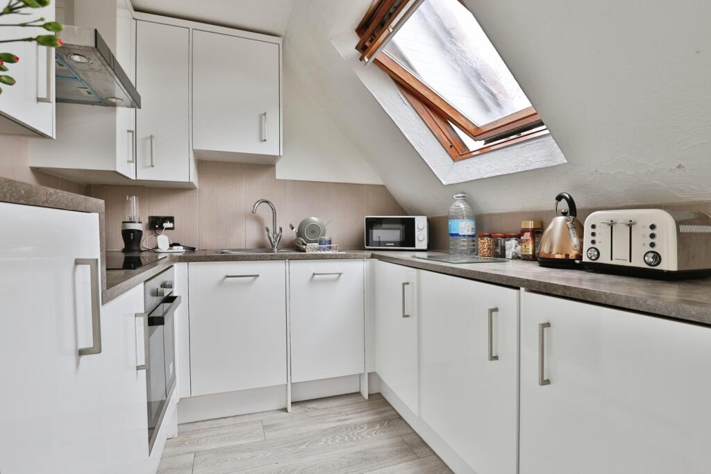 Additional image 8 of Madeira Road, BOURNEMOUTH, Dorset, BH1