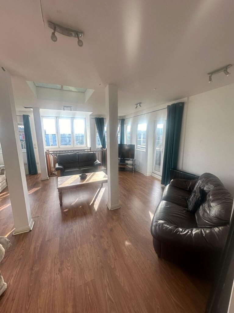 Apartment in Colchester, New Town - View 3