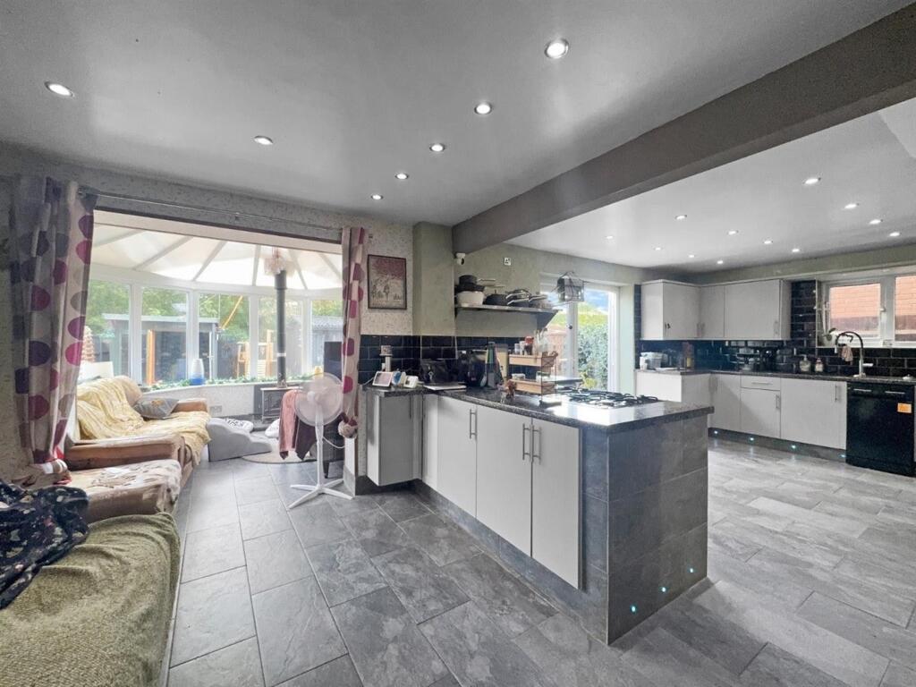 House in Leicester - More