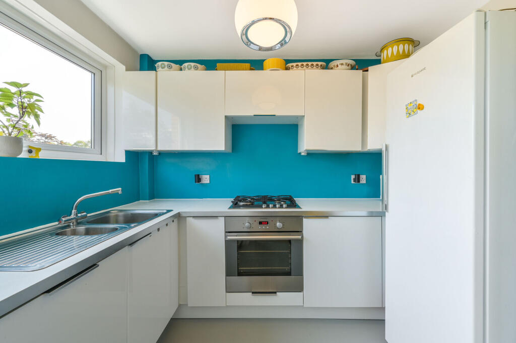 House in London - View 4