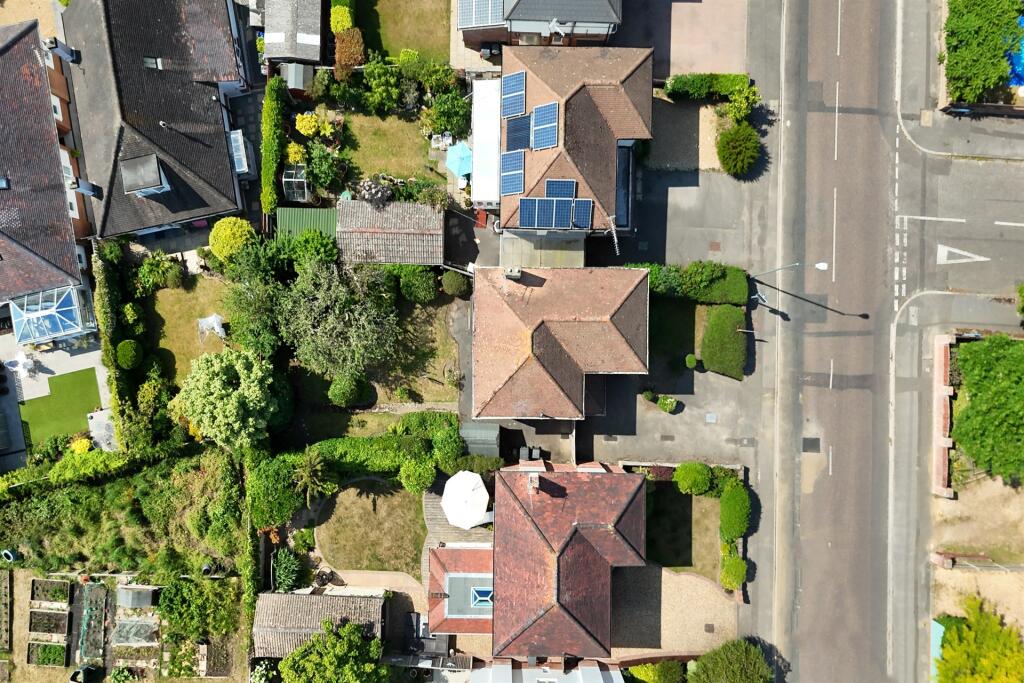 Southbourne photo 3