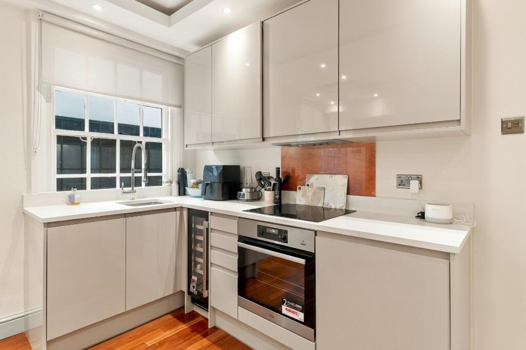 Apartment in London, Childs Hill, Golders Green - View 3