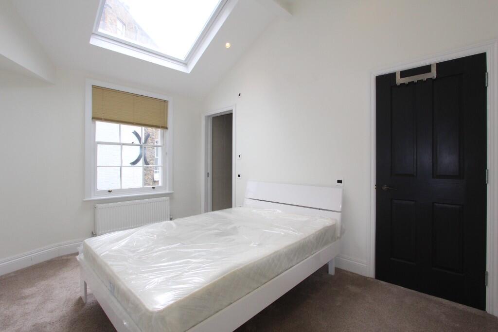 3 bedroom mews property for rent