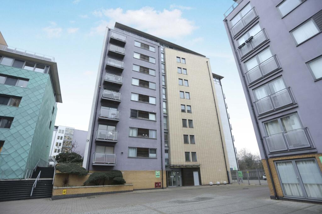 Main image of property: Deals Gateway, London, SE13